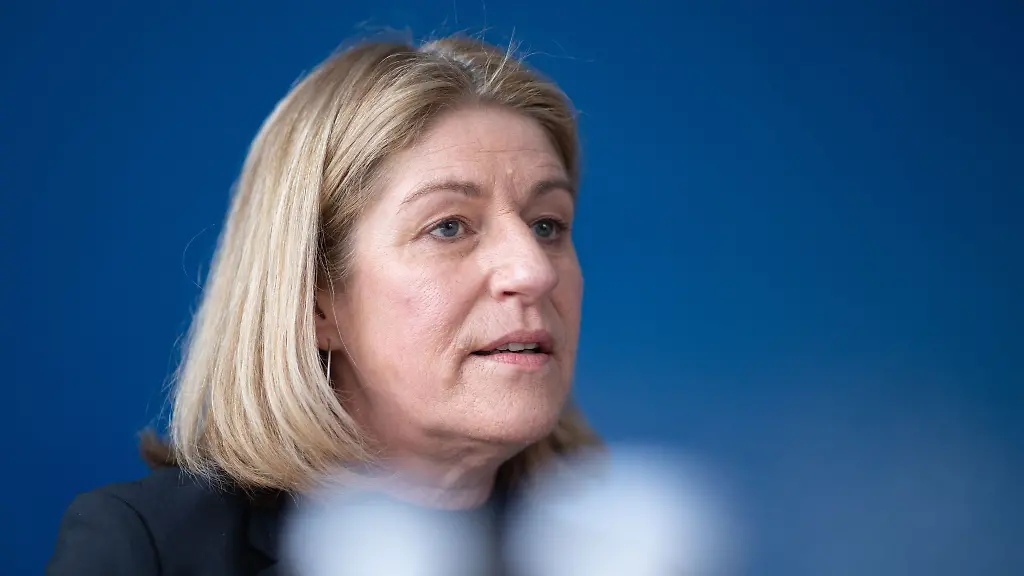 Barbara-Resch-Der-Nervositaet-steigt-vor-allem-beim-Management-Archivbild