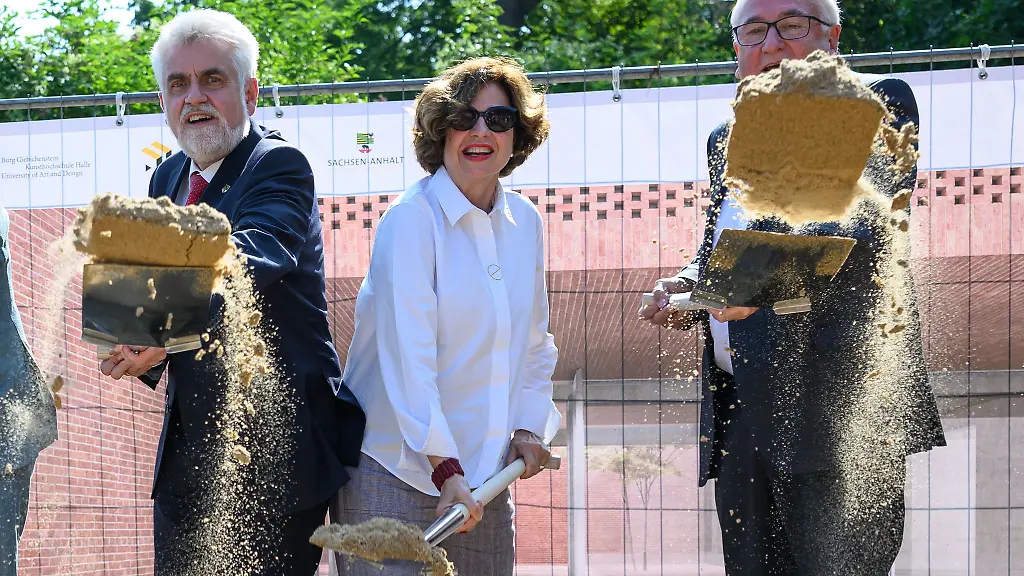 Urspruenglich-sollte-der-Neubau-bereits-2027-fertiggestellt-sein
