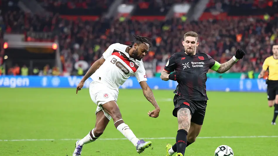 03-02-2026-xrekx-Fussball-DFB-Pokal-1-4-Finale-Bayer-04-Leverkusen-FC-St-Pauli-v-l-Ricky-Jade-Jones-FC-St