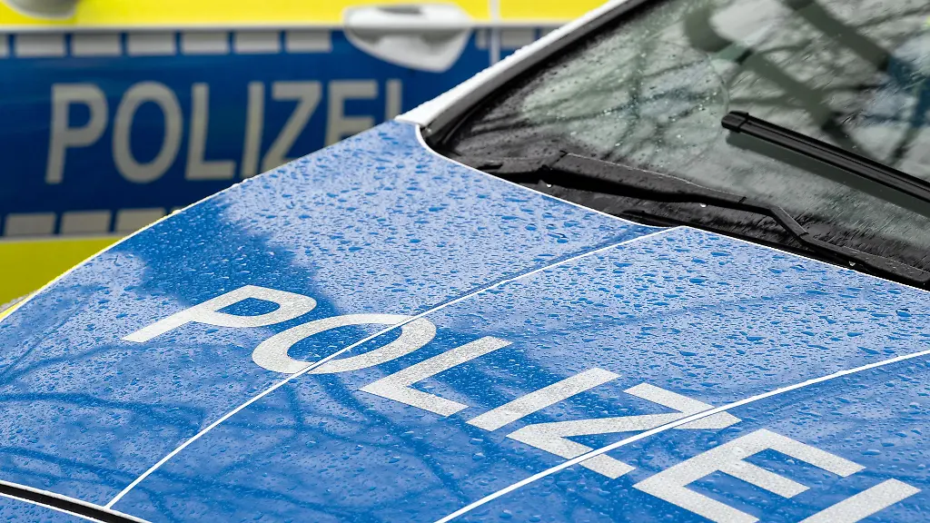 Die-Kriminalpolizei-hat-die-Ermittlungen-wegen-eines-versuchten-schweren-Raubes-aufgenommen
