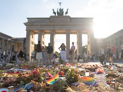 Nach CSD-Anschlag: Vier Gefährder in Berlin werden mit Fußfesseln überwacht