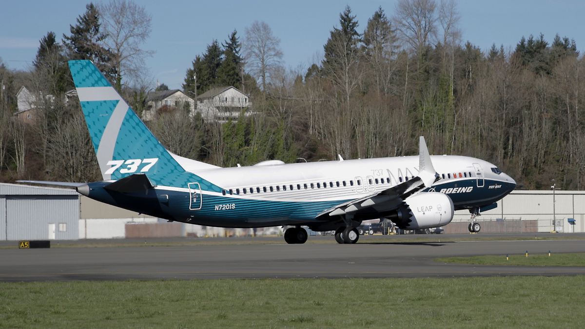 Schon mehr als 280 Bestellungen: Boeing erhält für kleinere ...