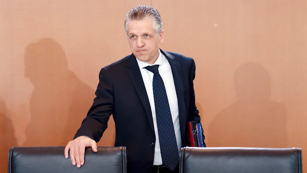 Thorsten-Frei-in-der-54-Sitzung-des-Bundeskabinetts-im-Bundeskanzleramt-Berlin-29-07