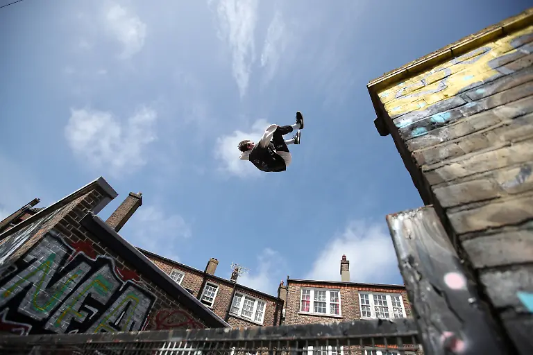 2020-05-22T000000Z-2090426982-RC2STG97FJX6-RTRMADP-3-HEALTH-CORONAVIRUS-BRITAIN-PARKOUR