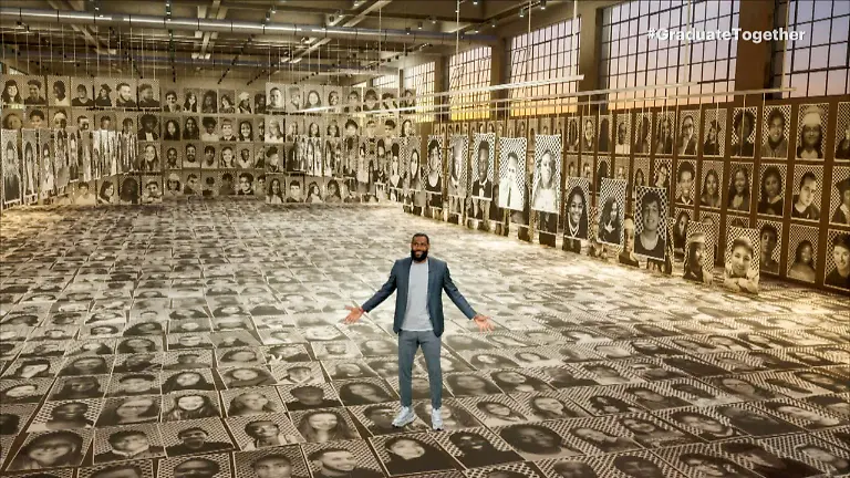 2020-05-17T000000Z-581583332-RC23QG9OUD5F-RTRMADP-3-HEALTH-CORONAVIRUS-GRADUATION