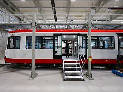 Fahrgäste verärgert: Dortmund kaufte neue Stadtbahnen - ohne Klimaanlagen