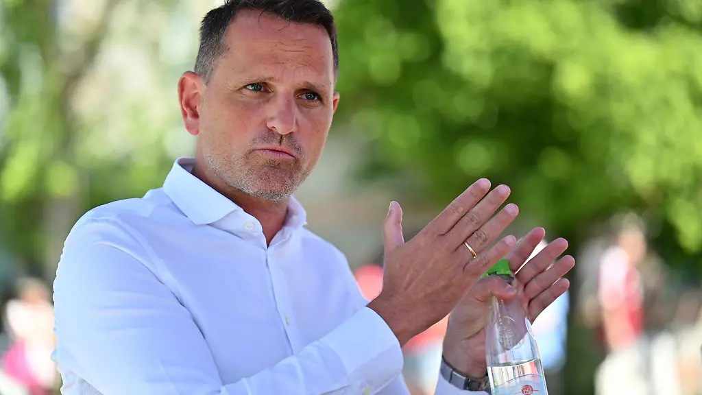 Hat-den-naechsten-Transfer-abgeschlossen-Nuernbergs-Sport-Vorstand-Joti-Chatzialexiou
