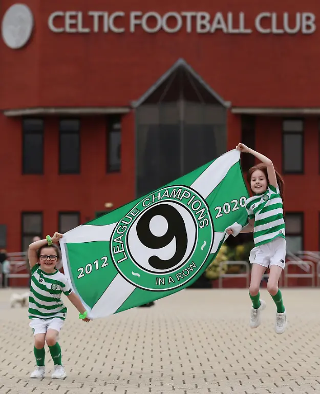 2020-05-18T000000Z-2118766672-RC23RG9N2U7X-RTRMADP-3-HEALTH-CORONAVIRUS-BRITAIN