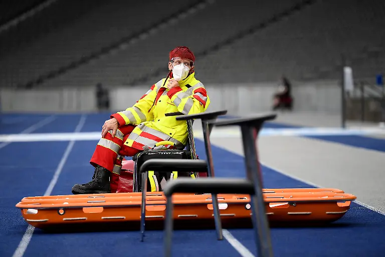 2020-05-22T000000Z-1563391153-RC2TTG9ZQ89D-RTRMADP-3-SOCCER-GERMANY-BCS-UNB-REPORT