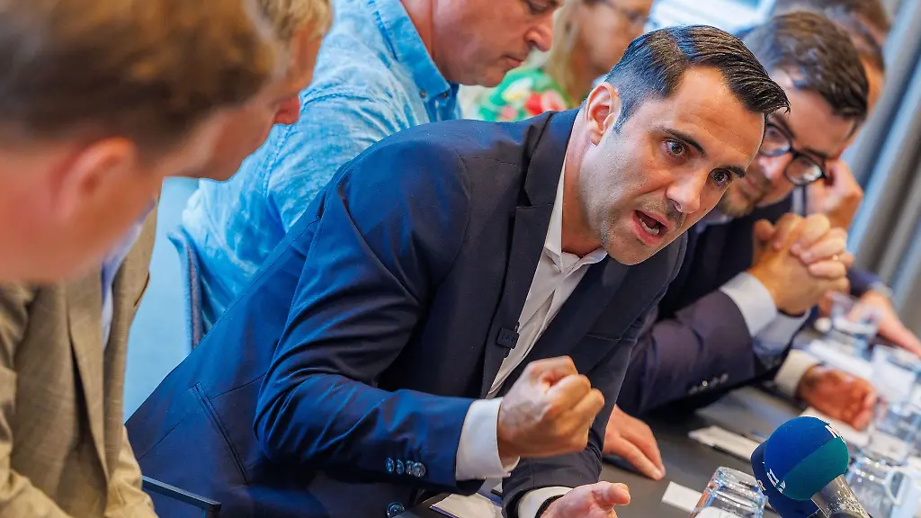 Der-Landtagswahlkampf-soll-sich-nach-Aussage-des-CDU-Spitzenkandidaten-Daniel-Peters-vor-allem-um-Ideen-und-Konzepte-drehen