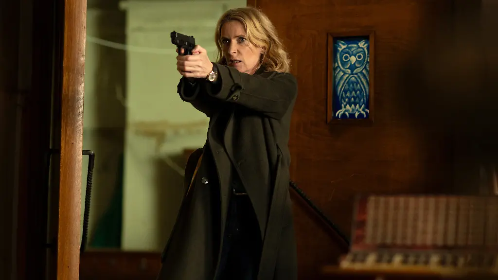 ARD-NDR-TATORT-KOeNIG-IN-GELB-am-Sonntag-13-09-26-um-20-15-Uhr-im-ERSTEN-Kommt-keine-Sekunde-zu-frueh-Charlotte-Lindholm-Maria-Furtwaengler-NDR-Frizzi-Kurkhaus-honorarfrei-Verwendung-gemaess-der-AGB-im-engen-inhaltlichen-redaktionellen-Zusammenhang-mit-genannter-NDR-Sendung-und-bei-Nennung-Bild-NDR-Frizzi-Kurkhaus-S2-NDR-Presse-und-Information-Fotoredaktion-Tel-040-4156-2333-oder-2305-pressefoto-ndr