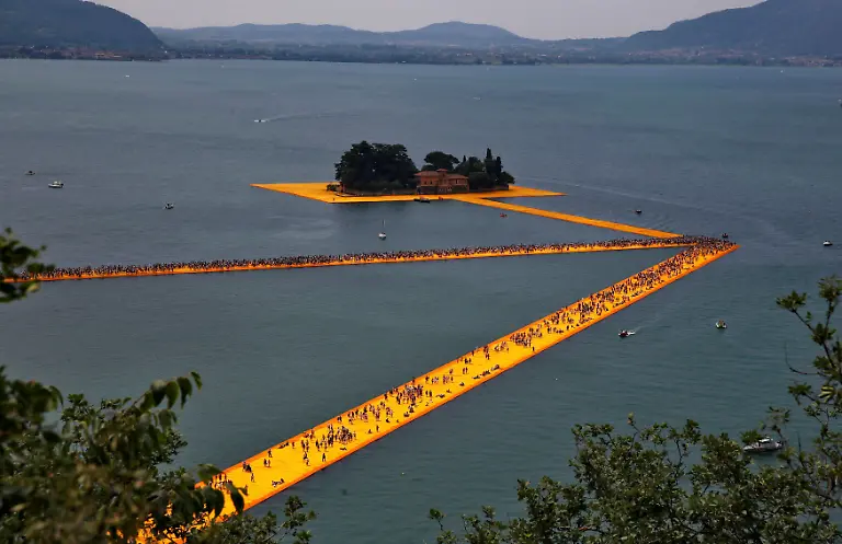 0c33cd78c1a1f778d73c2005082e9073