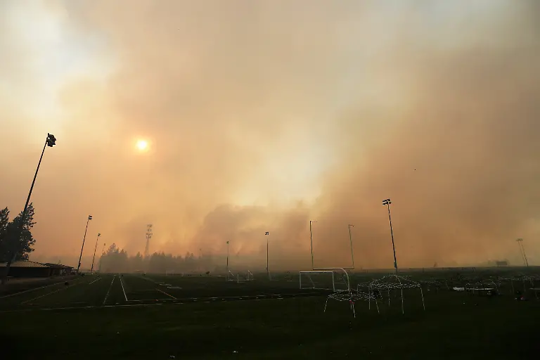 Old-Trails-Fire-is-seen-from-Dwight-Merkel-Sports-Complex-Saturday-Aug-1-2026-in-Spokane-Wash