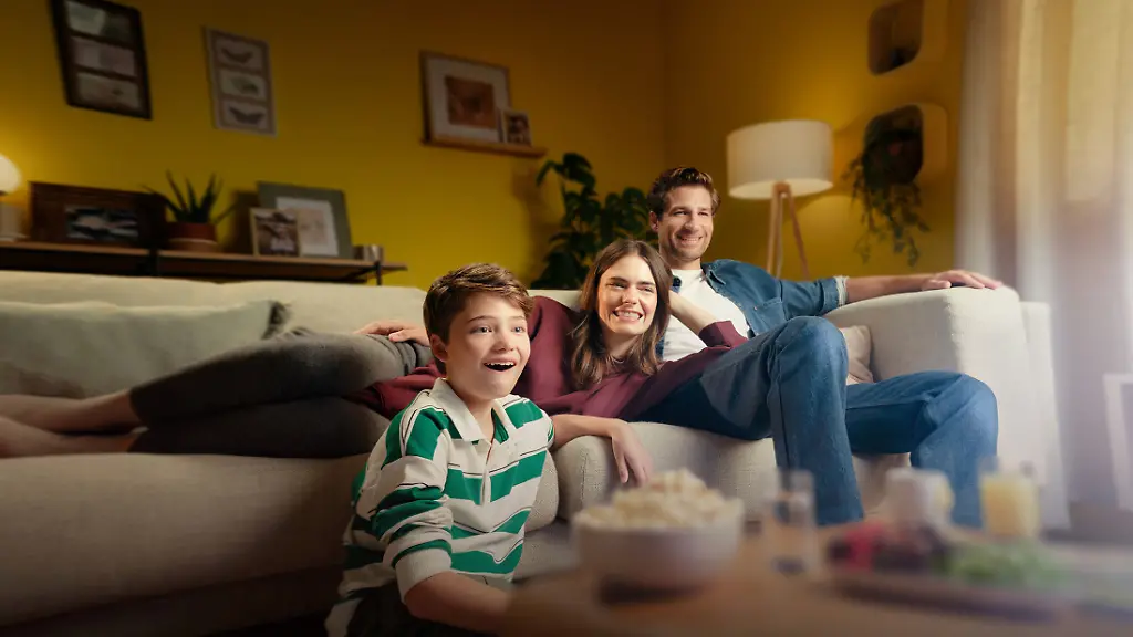 Familie_Sofa_z7NTEK95lBnbxx6CilcEZgrREwc