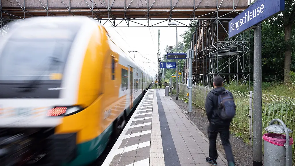 Der-neue-Bahnhof-in-Fangschleuse-soll-in-wenigen-Tagen-geoeffnet-werden