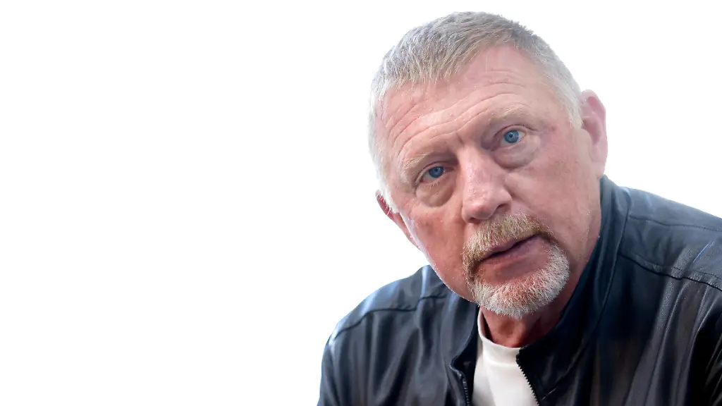 Tennis-Legende-Boris-Becker-bei-einem-Auftritt-bei-den-Sommer-Aktionstagen-im-Wohnmobilpark-Bad-Honnef-Bad-Honnef-21-06