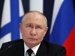 Bündelung von Truppen: Putin baut sein Militär für Angriffskrieg um