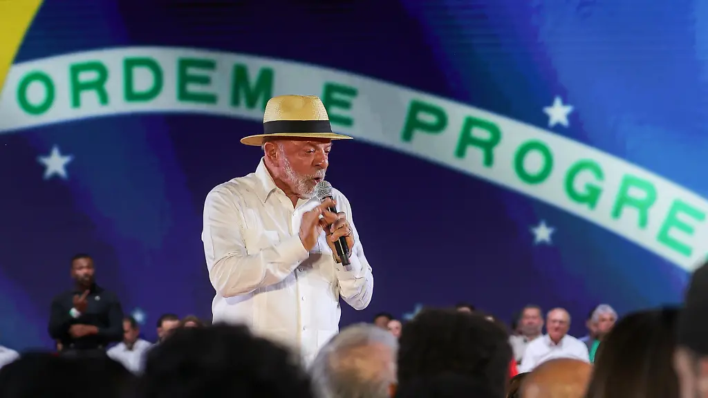 Brazilian-President-Luiz-Inacio-Lula-da-Silva-gestures-while-delivering-a-speech-during-the-Workers-Party-PT-National-Convention-at-Expo-Center-Norte-in-Sao-Paulo-Brazil-on-August-2-2026-where-Lula-and-Vice-President-Geraldo-Alckmin-were-officially-nominated-for-reelection-in-Brazil-s-2026-presidential-election