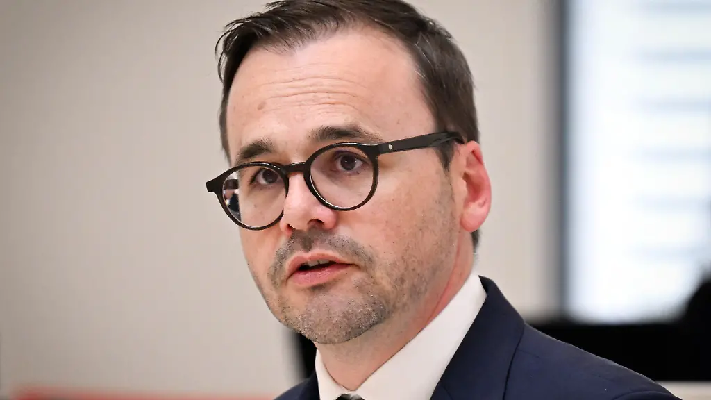 Der-CDU-Politiker-Jan-Redmann-ist-in-Brandenburg-Minister-des-Inneren-und-fuer-Kommunales-Archivbild