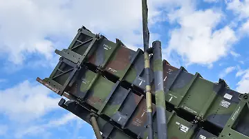 533770136