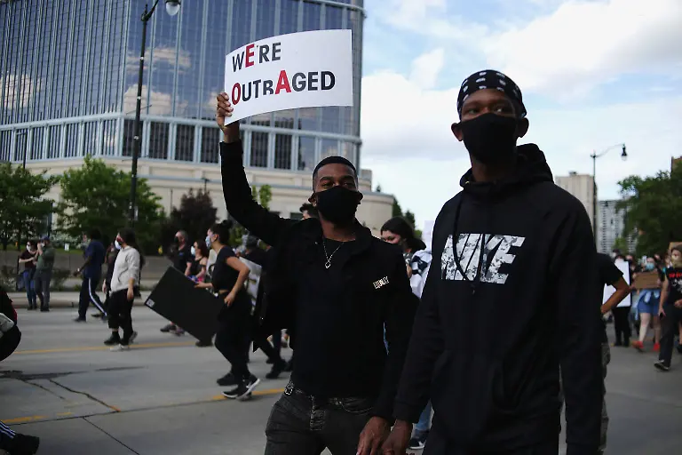 2020-05-29T233837Z-16931589-RC2NYG9MPYE3-RTRMADP-3-MINNEAPOLIS-POLICE-PROTESTS-DETROIT