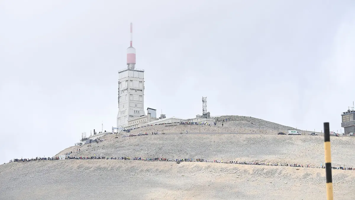 Am-Freitag-geht-es-bei-der-Frauen-Tour-den-Mont-Ventoux-hinauf