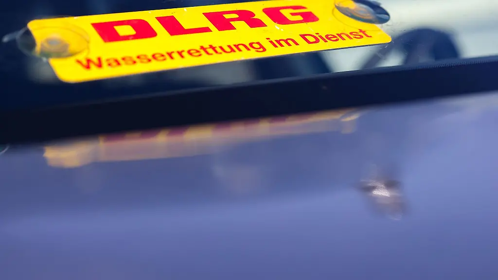 In-Hamburg-sind-nach-Angaben-der-DLRG-in-diesem-Jahr-sechs-Menschen-bei-Badeunfaellen-ertrunken