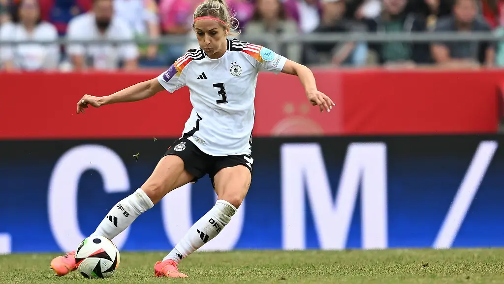 Kathrin-Hendrich-spielt-kuenftig-fuer-den-1-FC-Koeln