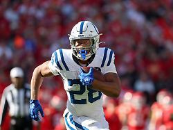 Deal vor Preseason fix: Satte Gehaltserhöhung: Colts halten Leistungsträger bis 2028