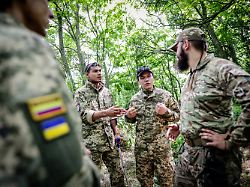 Freiwillige aus 72 Ländern: Kiew veröffentlicht Zahlen zu Ausländern in der ukrainischen Armee