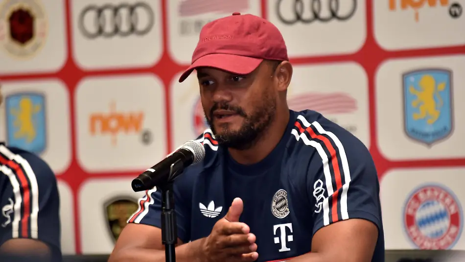 260806-HONG-KONG-Aug-6-2026-Vincent-Kompany-head-coach-of-Bayern-Munich-attends-a-press-conference-PK-Pressekonferenz-ahead-of-a-pre-season-friendly-football-match-between-Bayern-Munich-and-Aston-Villa-in-Hong-Kong-south-China-Aug-6-2026