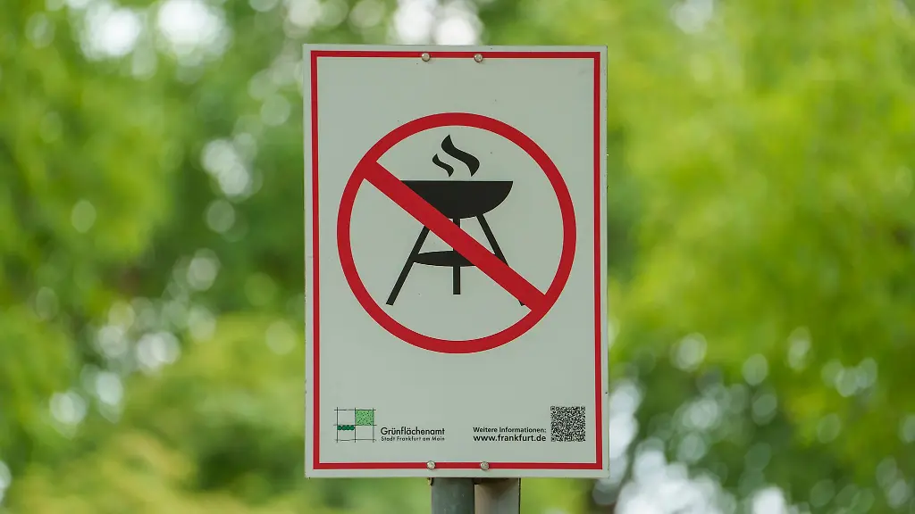 In-vielen-Kommunen-herrscht-aktuell-ein-Grilverbot