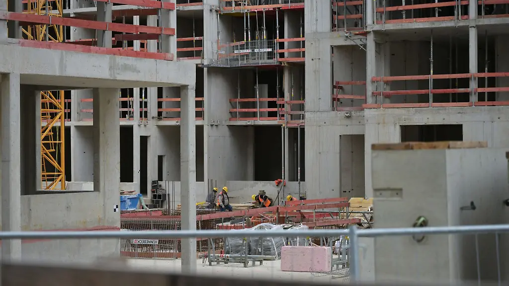 Bauen-bauen-bauen-in-Bayern-wurden-im-ersten-Halbjahr-2026-so-viele-Genehmigungen-fuer-neue-Wohnungen-erteilt-wie-schon-lange-nicht-mehr