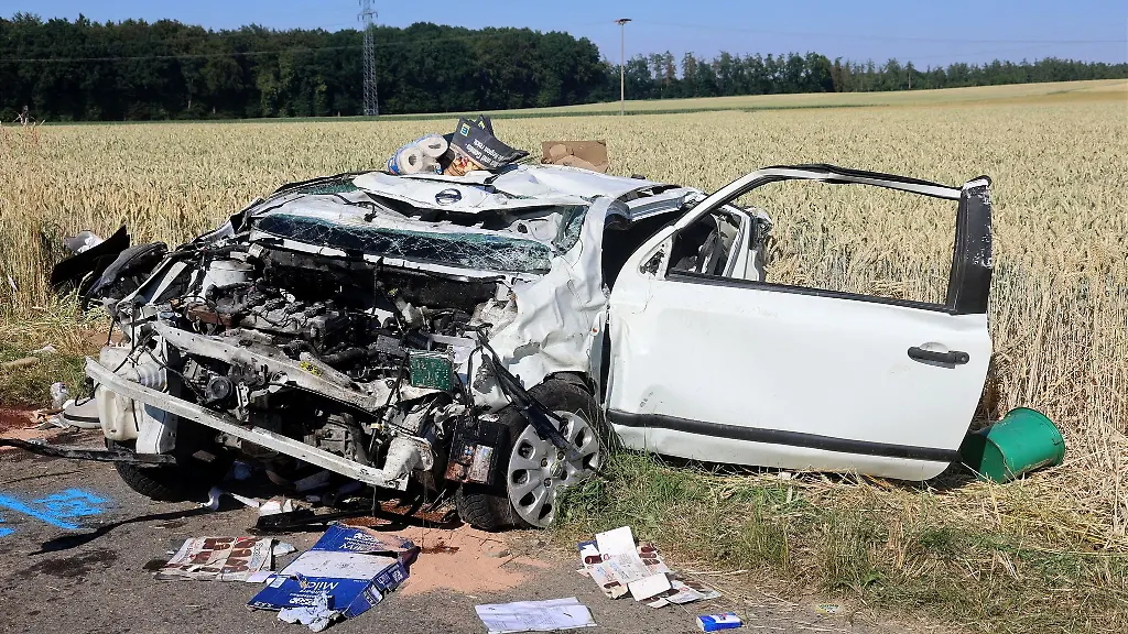 Etwa-alle-zwei-Minuten-hat-es-in-den-ersten-sechs-Monaten-dieses-Jahres-irgendwo-auf-Baden-Wuerttembergs-Strassen-einen-Unfall-gegeben