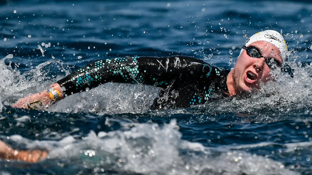 Isabel-Gose-of-Germany-competes-in-the-Women-s-10-km-during-the-World-Aquatics-Open-Water-Swimming-World-Cup-2026-Stop-3-at-the-Golfo-Aranci-in-Sardinia-Italy-May-1-2026