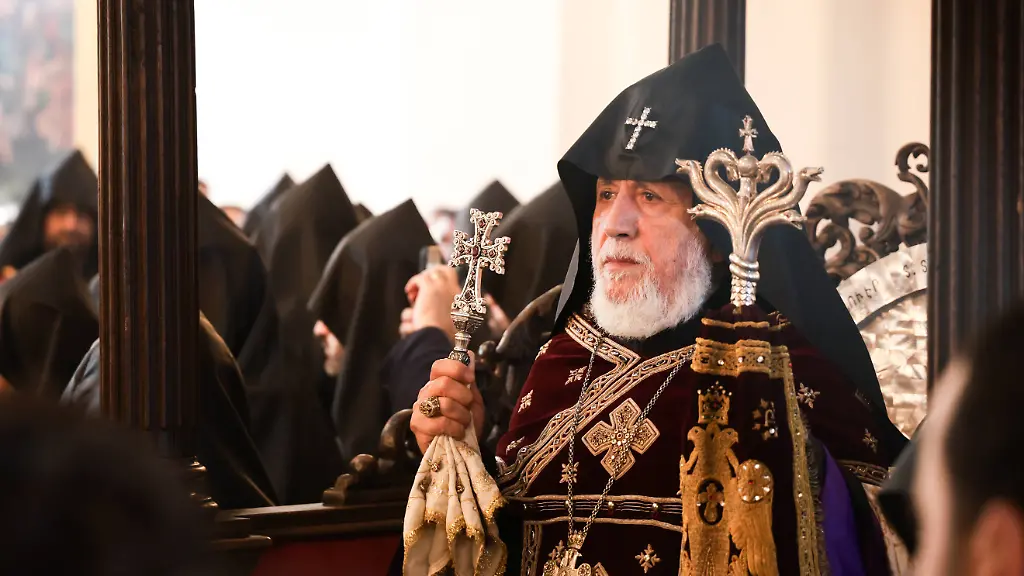 ARMENIA-ARMAVIR-PROVINCE-NOVEMBER-2-2025-Karekin-II-Catholicos-of-All-Armenians-the-supreme-head-of-the-Armenian-Apostolic-Church-performs-a-liturgy-to-mark-the-26th-anniversary-of-his-enthronement-at-the-Etchmiadzin-Cathedral-in-Vagharshapat