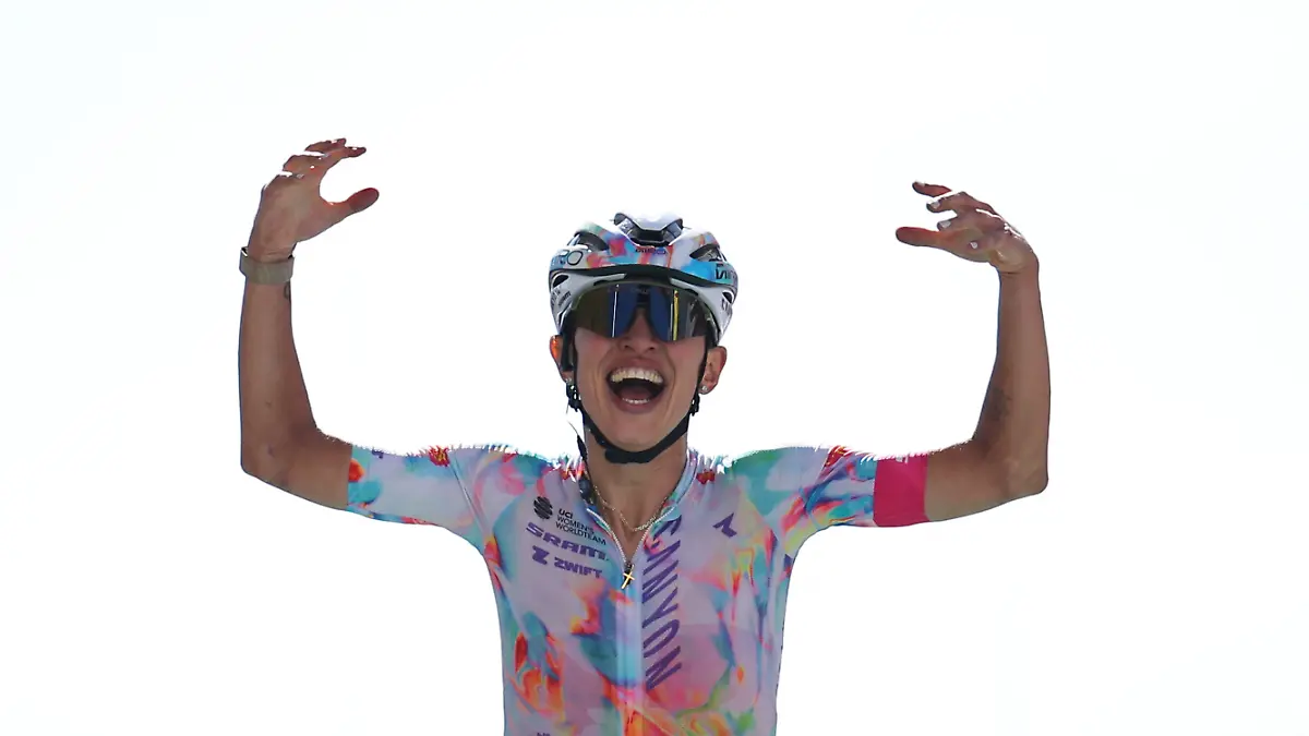 Cycling-Tour-de-France-Femmes-Stage-7-La-Voulte-sur-Rhone-to-Mont-Ventoux-La-Voulte-sur-Rhone-France-August-7-2026-Canyon-SRAM-s-Katarzyna-Niewiadoma-Phinney-celebrates-winning-stage-7-REUTERS-Manon-Cruz