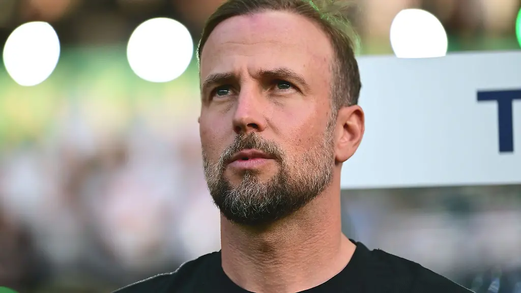 Gute-Job-Aussichten-Stuttgarts-Trainer-Sebastian-Hoeness