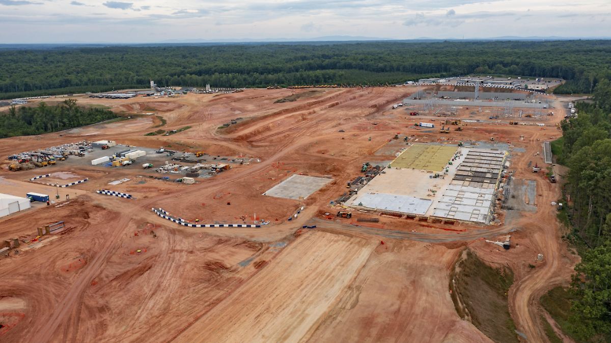 Race in the AI Boom: Largest US Gas Power Plant to Supply Amazon's Data Centers