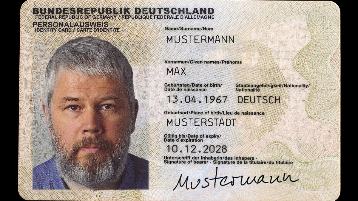 personalausweis — n-tv.de
