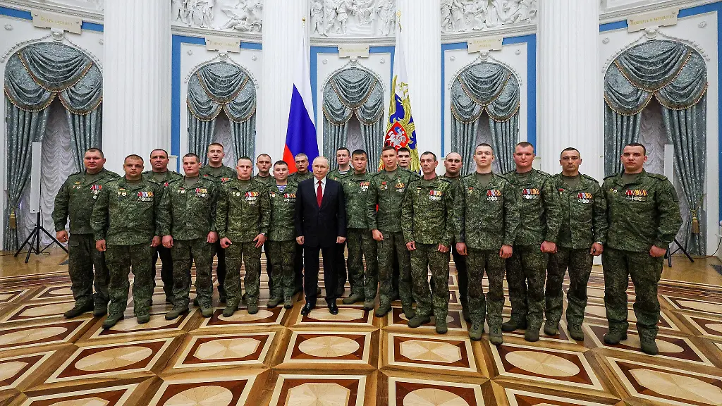 Russian-President-Vladimir-Putin-meets-with-military-personnel-involved-in-what-Russia-calls-a-special-military-operation-in-Ukraine-during-a-meeting-at-the-Kremlin-on-the-occasion-of-Russia-Day-in-Moscow-Russia-June-12-2026