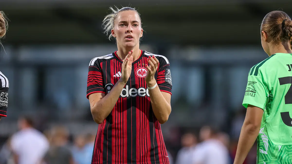 GER-Frankfurt-Eintracht-Frankfurt-vs-Malmoe-FF-UEFA-Womens-Champions-League-Fussball-UEFA-Spielzeit-2026-2027-Stadion-am-Brentanobad-Qualifikation-Finale-im-Bild-Eintracht-Frankfurt-Frauen-feiern-den-2-0-Sieg-nach-Toren-gegen-Malmoe-FF-und-haben-das-Finale-in-der-Champions-League-Runde-Qualifikation-gewonnen-Freude-Jubel-und-Emotionen-Laura-Freigang-Eintracht-Frankfurt-Frauen-10-DFB-DFL-REGULATIONS-PROHIBIT-ANY-USE-OF-PHOTOGRAPHS-AS-IMAGE-SEQUENCES-AND-OR-QUASI-VIDEO-08-08