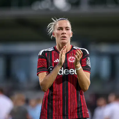 GER-Frankfurt-Eintracht-Frankfurt-vs-Malmoe-FF-UEFA-Womens-Champions-League-Fussball-UEFA-Spielzeit-2026-2027-Stadion-am-Brentanobad-Qualifikation-Finale-im-Bild-Eintracht-Frankfurt-Frauen-feiern-den-2-0-Sieg-nach-Toren-gegen-Malmoe-FF-und-haben-das-Finale-in-der-Champions-League-Runde-Qualifikation-gewonnen-Freude-Jubel-und-Emotionen-Laura-Freigang-Eintracht-Frankfurt-Frauen-10-DFB-DFL-REGULATIONS-PROHIBIT-ANY-USE-OF-PHOTOGRAPHS-AS-IMAGE-SEQUENCES-AND-OR-QUASI-VIDEO-08-08