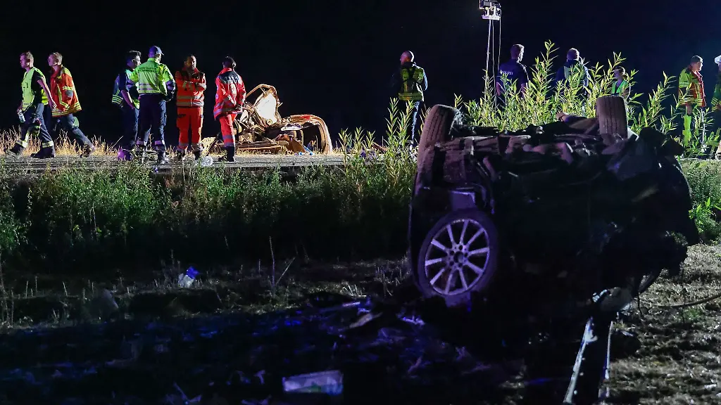 Bei-einem-schweren-Unfall-sind-drei-Frauen-ums-Leben-gekommen