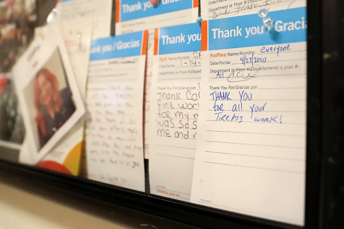 2020-05-26T070112Z-67583739-RC27WG9609UU-RTRMADP-3-HEALTH-CORONAVIRUS-DOCTOR-PREGNANT