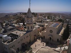 Attacken schutzlos ausgeliefert?: Israelisches Militär riegelt christliches Dorf wegen Siedlergewalt ab