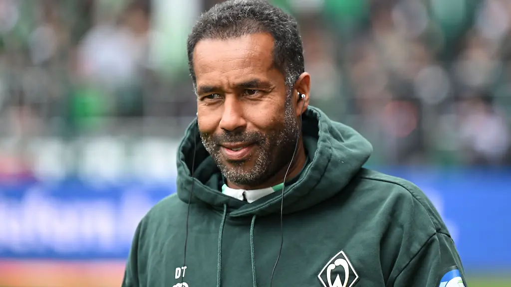 Werder-Coach-Daniel-Thioune-reist-mit-seinem-Team-ins-Trainingslager