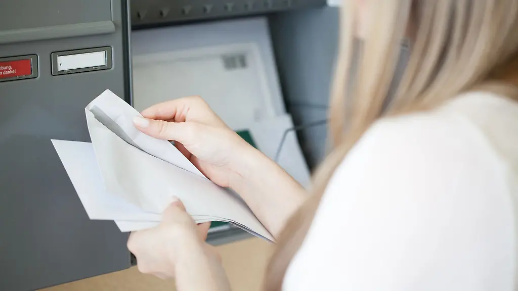 Urlaub-vorbei-Post-da-Wer-einen-Bussgeldbescheid-aus-der-EU-oder-der-Schweiz-im-Briefkasten-findet-sollte-ihn-nicht-liegenlassen