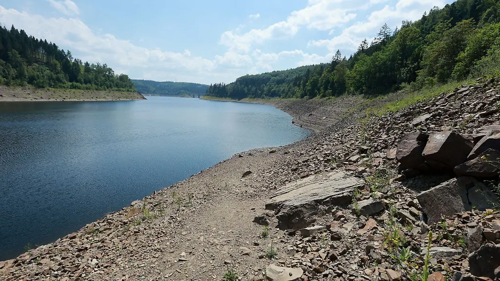 Wasserentnahme-im-Harz-eingeschraenkt