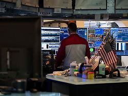 Ölpreise steigen an Wall Street: KI-Finanzierung belastet Intel und Nvidia